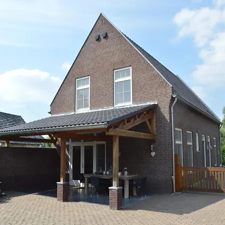 In Near Meinweg Park, Cleaning Included *